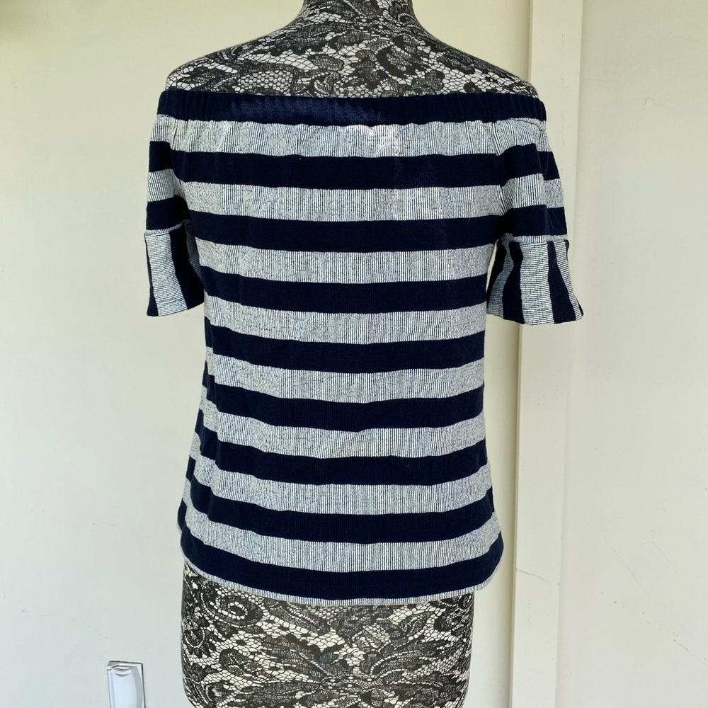 Madewell navy and gray short sleeve striped top. Size Medium. - Picture 2 of 3